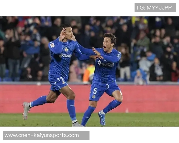 巴萨球探现场考察格林伍德四球狂欢引发关注