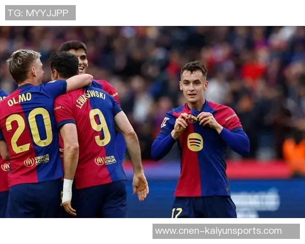 切尔西与阿森纳争夺巴萨中场卡萨多转会费预计3500万欧元