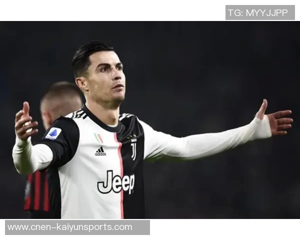 诺伊尔强调球队配合日益默契每位球员明确自身职责与角色 诺伊尔强调球队配合日益默契每位球员明确自身职责与角色