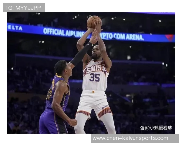 浓眉半场表现亮眼12投6中罚球全中助力球队争胜 浓眉半场表现亮眼12投6中罚球全中助力球队争胜