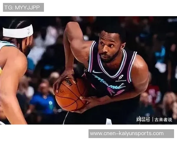 斯潘塞表现亮眼8投5中贡献16分4篮板4助攻助力球队险些逆转成功 斯潘塞表现亮眼8投5中贡献16分4篮板4助攻助力球队险些逆转成功