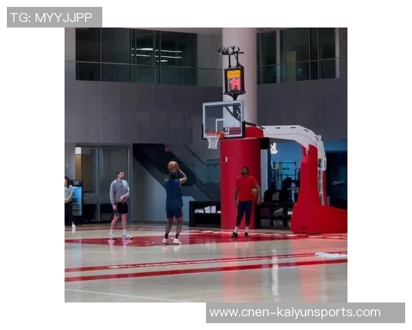 莱昂纳德未来球权分配将依据比赛情况而定卢指导明确球队战术调整方向 莱昂纳德未来球权分配将依据比赛情况而定卢指导明确球队战术调整方向